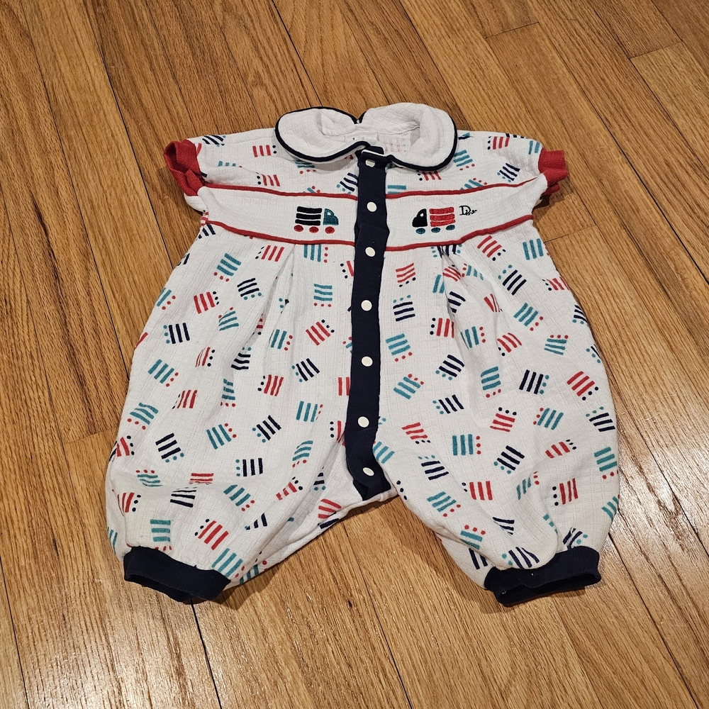 Baby Dior onesie 3-6M